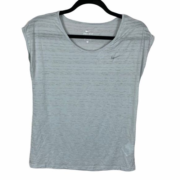 Nike Tops - SALE❤️ Nike grey breeze dri fit shirt sz m